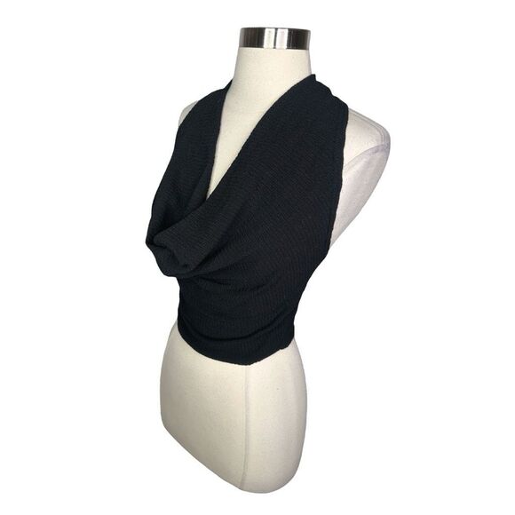 PrettyLittleThing Black Textured Halterneck Top - Size 4 - Picture 3 of 6